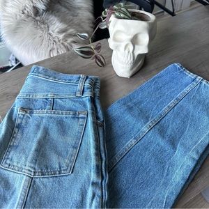 Abercrombie & Fitch Mom Jeans Ultra High Rise